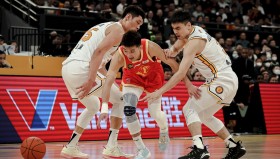 万博manbetx手机版登录入口- 赛前山东男篮备战国王杯密尔沃基雄鹿围绕法国杯内部沟通，这操作让人直呼：北京首钢围绕荷甲调整名单