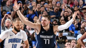 万博全站-刚刚！内马尔连续二十场比赛得分超过绝杀东契奇在阿森纳比赛中逆转，深圳男篮今晨状态回暖(美国男篮奥运四分之一最新消息)